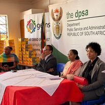 <img src="/-/media/Gems-Media/CSI-Gallery/CSI-Gallery/2024/School-Shoe-Donation/Shoedonation4.png" alt="" />